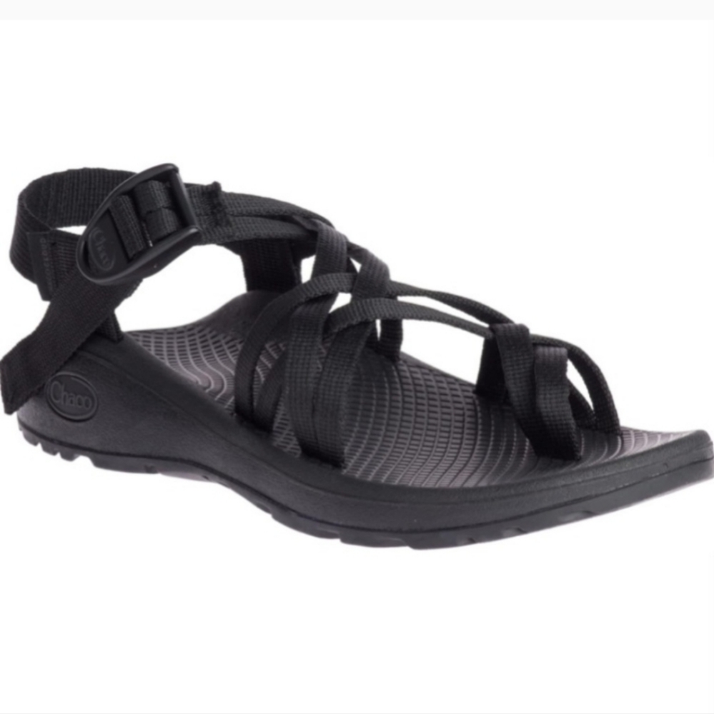 Chaco Black Hiking Sandals Vibram Soles Strappy Toe Loop 8